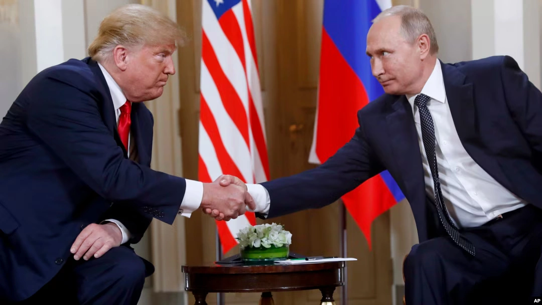 upaya-putin-dan-trump-menavigasi-krisis-global-di-dua-front